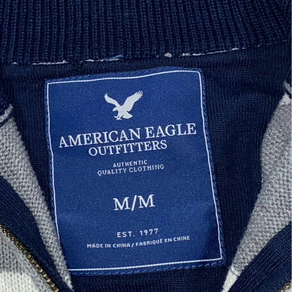 American Eagle Outfitters 1/4 Zip White Gray Sweater - Men’s Medium - Picture 8 of 10